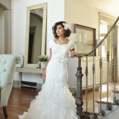 21 modest_wedding_dresses_8_of_23